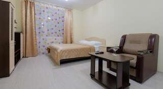 Гостиница Petrovskie Томск Апартаменты с балконом-5